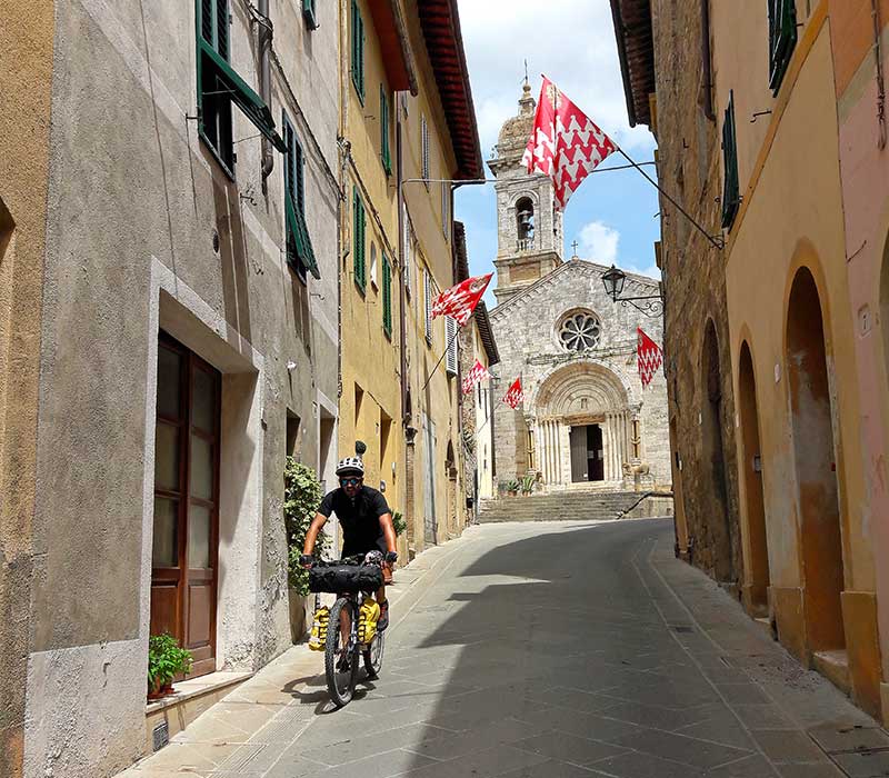 Self Bike Tour Toscana -Centro Italia bike tour